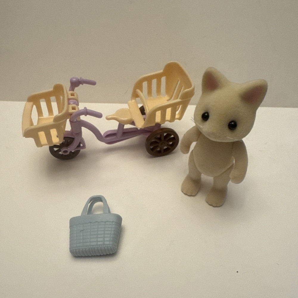 Sylvanian Families Calico Critters Cherice Floral Cat Mother's Bicycle Ride